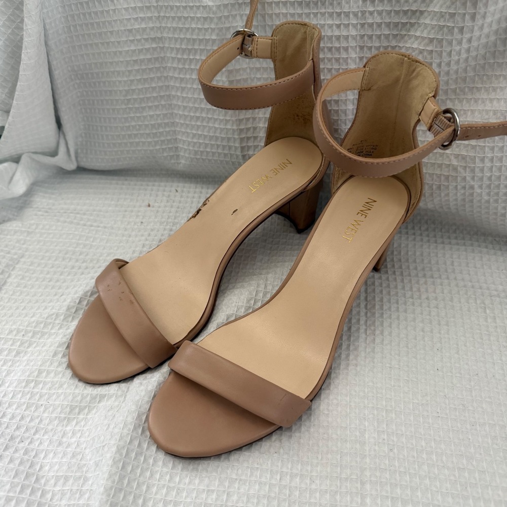 Nine West NW7PERSIST Nude Block Heel Ankle Strap Sandals Womens 9.5M